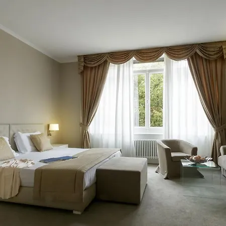 Hotel Camin 4*