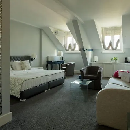 Hotel Camin 4*