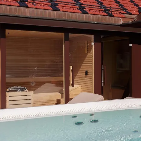 Hotel Camin 4*